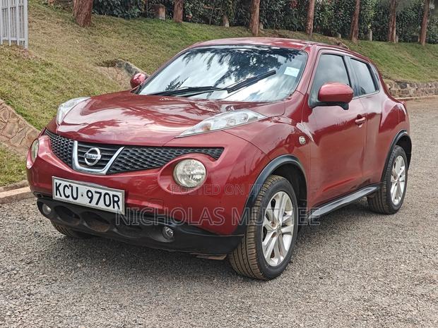 Nissan Juke 2011 Red