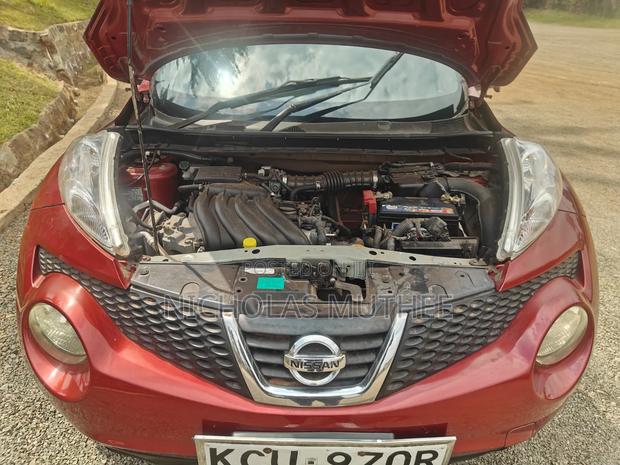 Nissan Juke 2011 Red