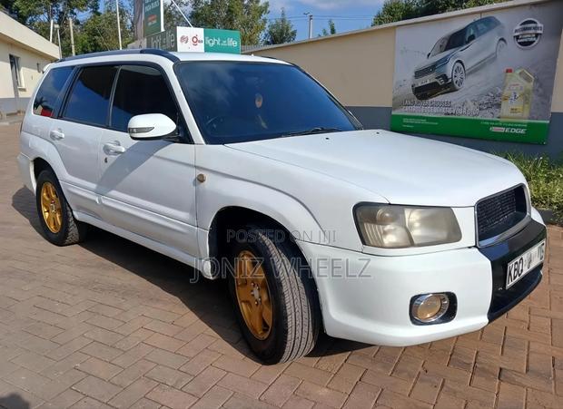 Subaru Forester Automatic 2004 White