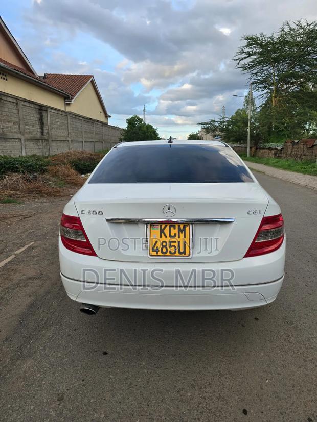 Mercedes-Benz C200 2012 White
