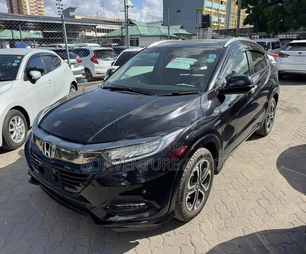 Honda Vezel 1.5 Hybrid 2WD 2019 Black
