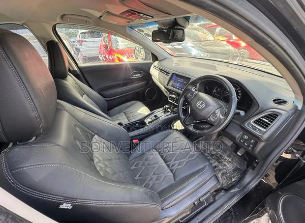 Honda Vezel 1.5 Hybrid 2WD 2019 Black