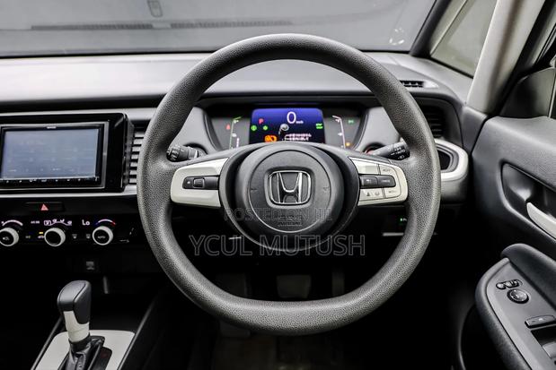Honda Fit 2021 Silver