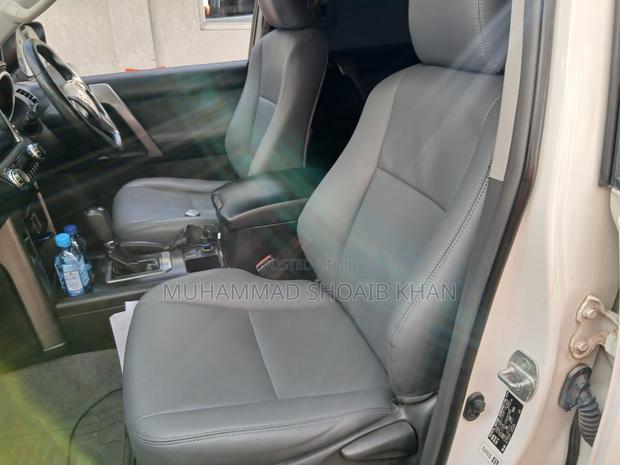 Toyota Land Cruiser Prado 2012 White