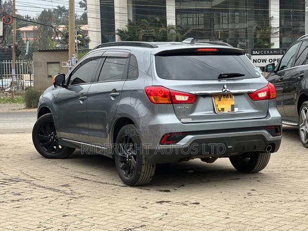 Mitsubishi RVR 2018 Gray