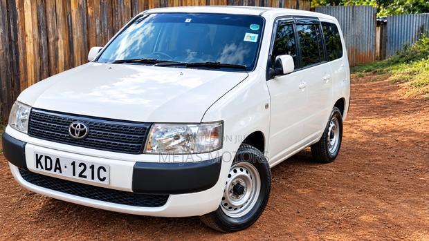 Toyota Corolla Fielder 2013 White