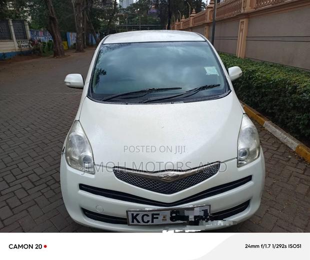 Toyota Ractis 2008 White