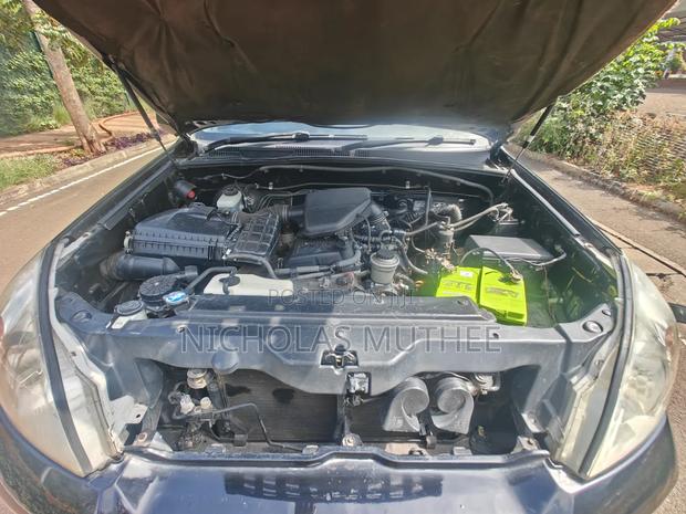 Toyota Land Cruiser Prado 2009 Black