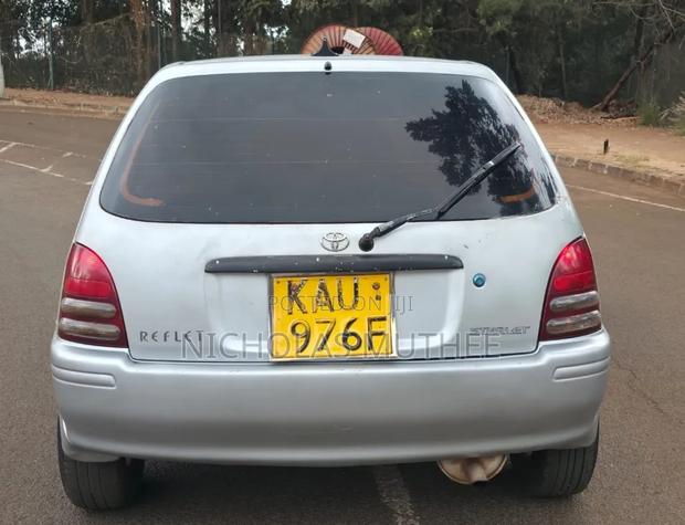 Toyota Starlet 1996 Silver