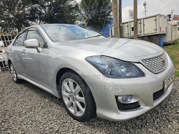 Toyota Crown 2008 Silver
