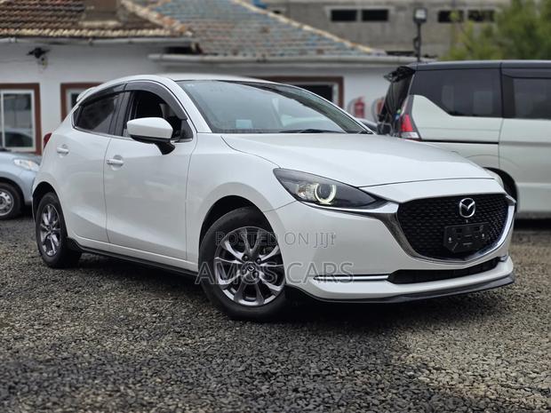 Mazda 2 2020 White