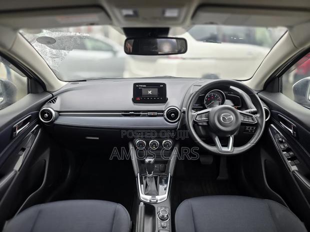 Mazda 2 2020 White