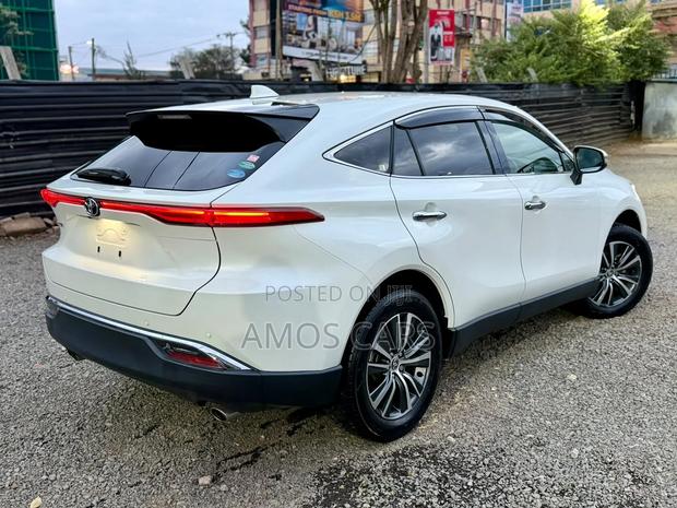 Toyota Harrier 2020 White