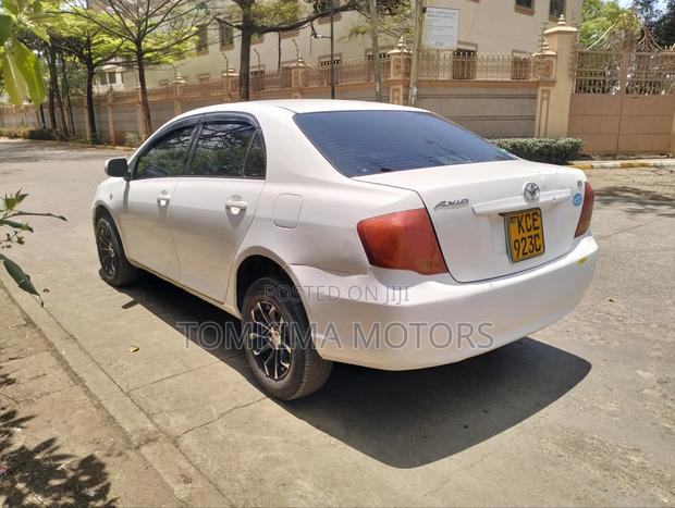 Toyota Axio 2009 White