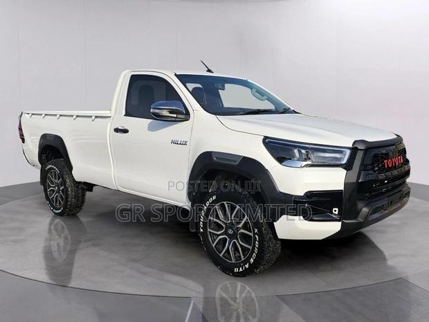 Toyota Hilux 2.8 Diesel 2020 White