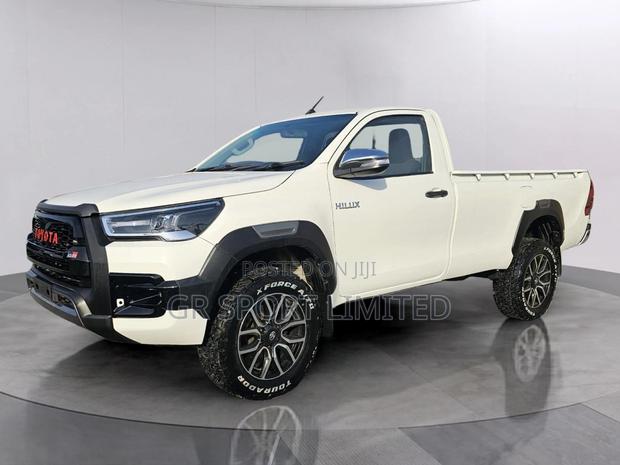 Toyota Hilux 2.8 Diesel 2020 White