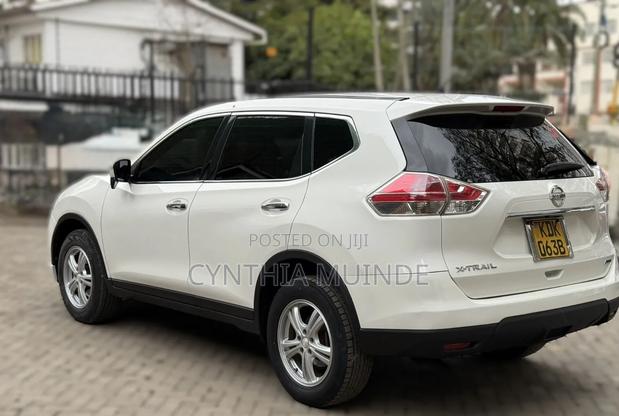 Nissan X-Trail 2015 White