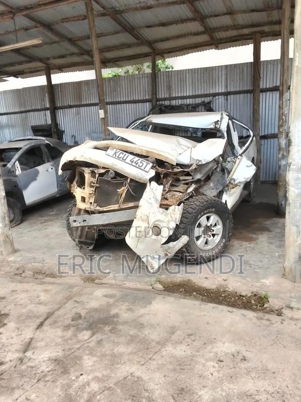 Toyota Hilux 2012 White