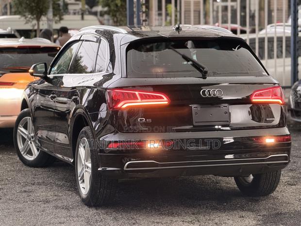 Audi Q5 2.0T Premium AWD quattro 2019 Black