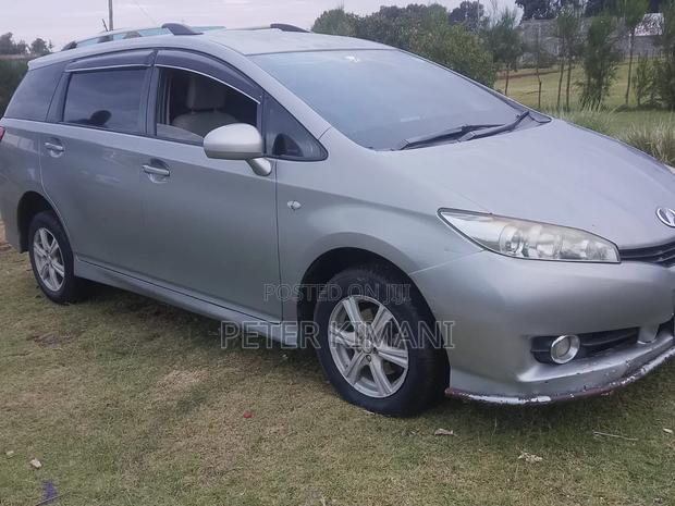 Toyota Wish 2009 Gray