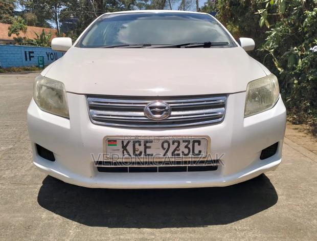 Toyota Axio 2009 White