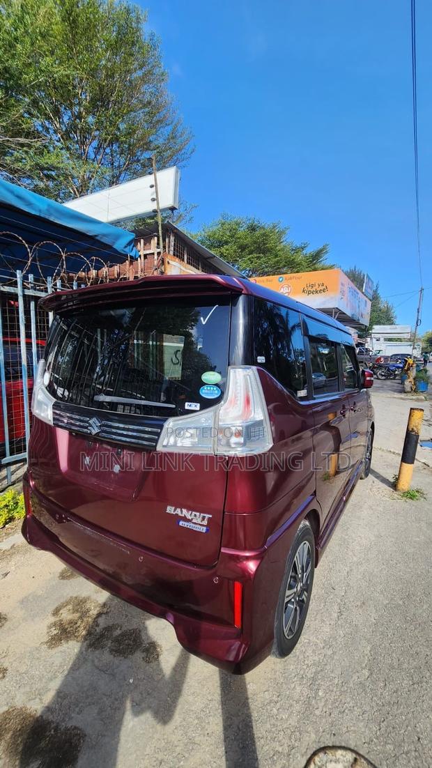 Suzuki Solio Bandit Hybrid MV 2019 Red