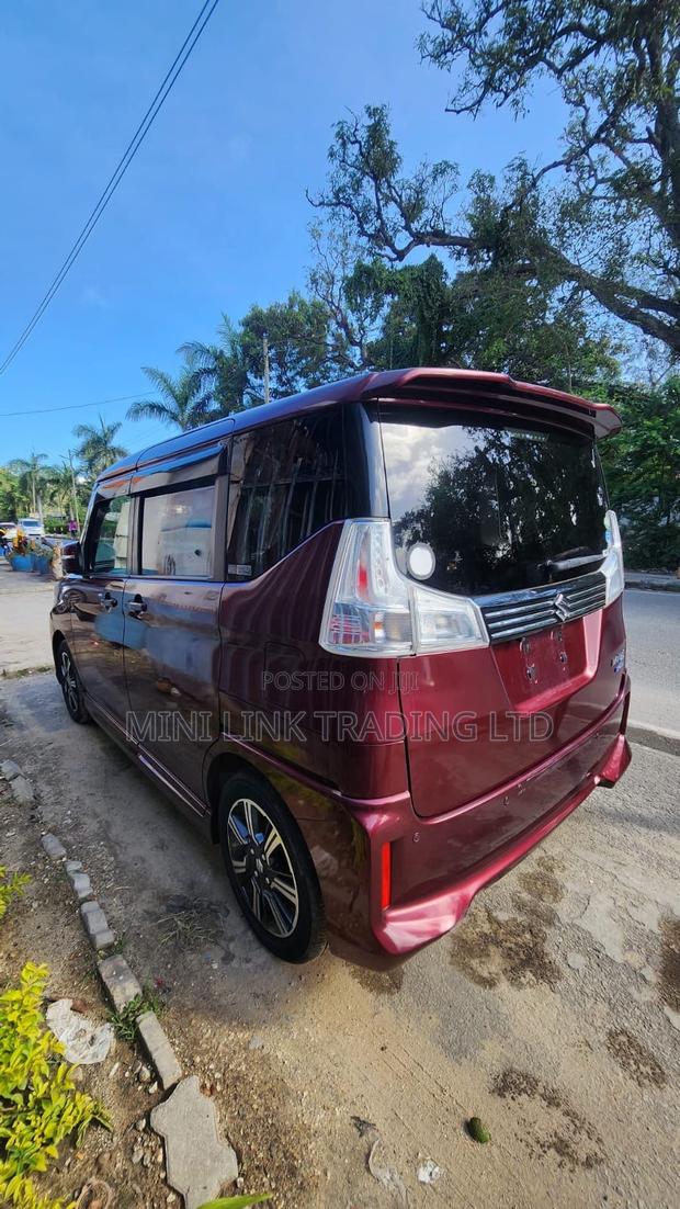 Suzuki Solio Bandit Hybrid MV 2019 Red