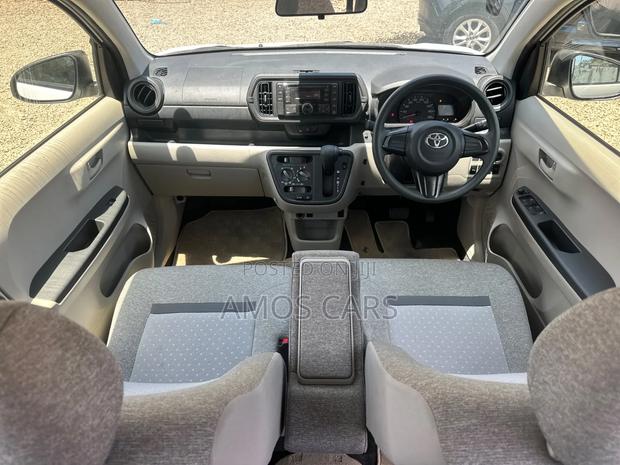 Toyota Passo 2019 White