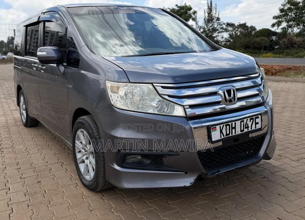 Honda Stepwgn 2014 Gray