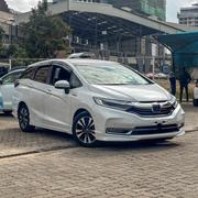 Honda Fit Shuttle 1.5 Hybrid 2WD 2019 White for sale