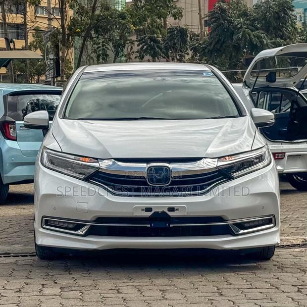 Honda Fit Shuttle 1.5 Hybrid 2WD 2019 White
