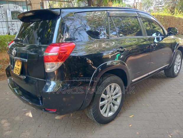 Toyota Vanguard 2012 Black