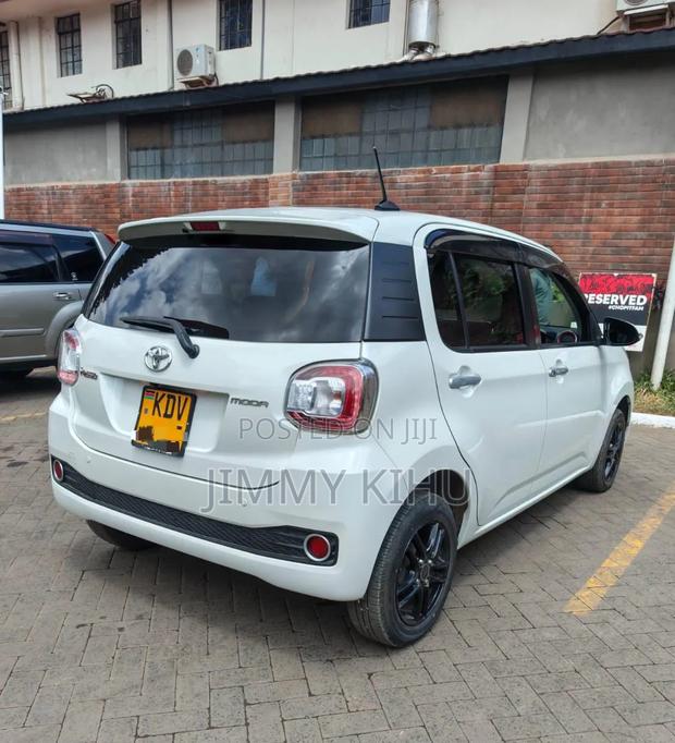Toyota Passo 1.0 FWD 2018 White