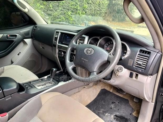 Toyota Hilux Surf 2.7 SSR 2005 Silver