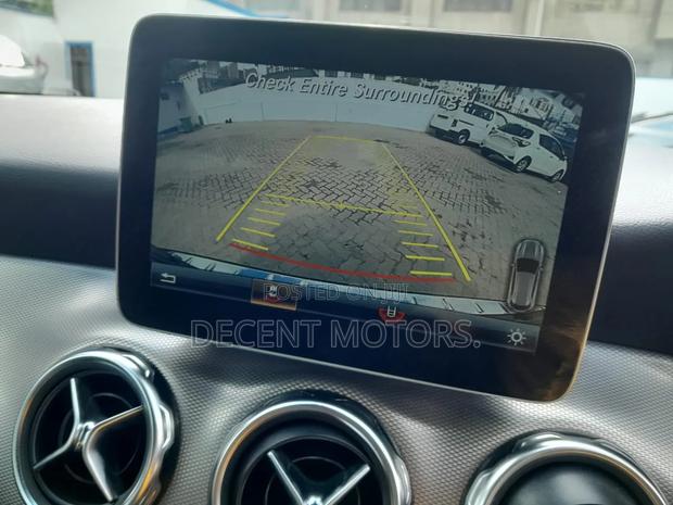 Mercedes-Benz GLA-Class 2019 Black