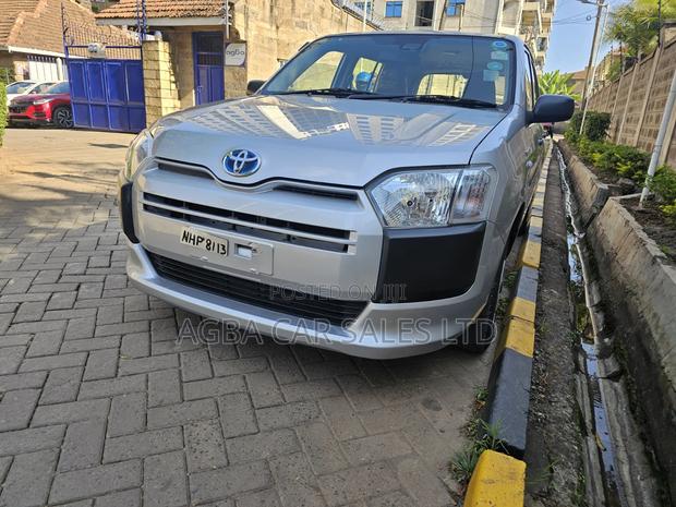 Toyota Probox 2019 Silver