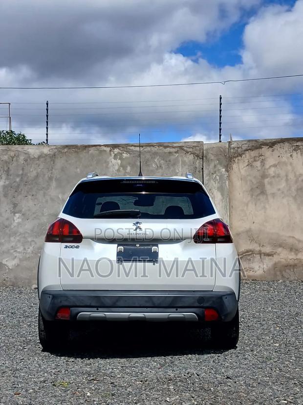Peugeot 2008 1.2 PureTech (110 Hp) 2019 White