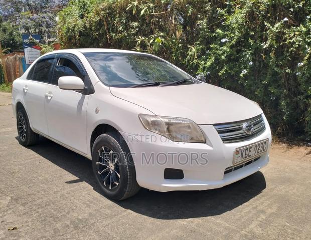 Toyota Axio 2009 White