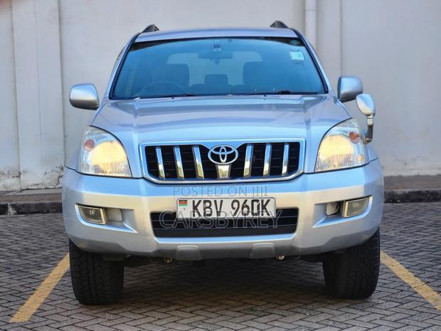 Toyota Land Cruiser Prado 2006 Silver