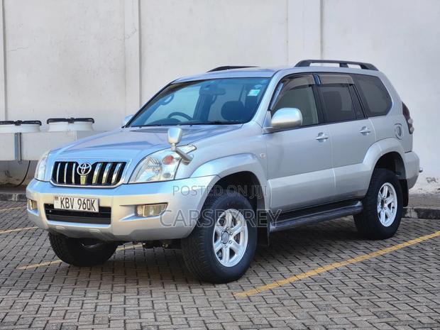 Toyota Land Cruiser Prado 2006 Silver