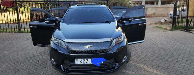 Toyota Harrier 2015