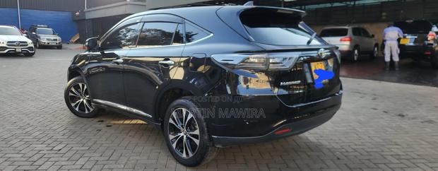 Toyota Harrier 2015