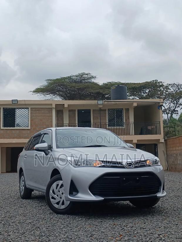 Toyota Corolla Fielder 1.5 Petrol AWD 2019 Silver