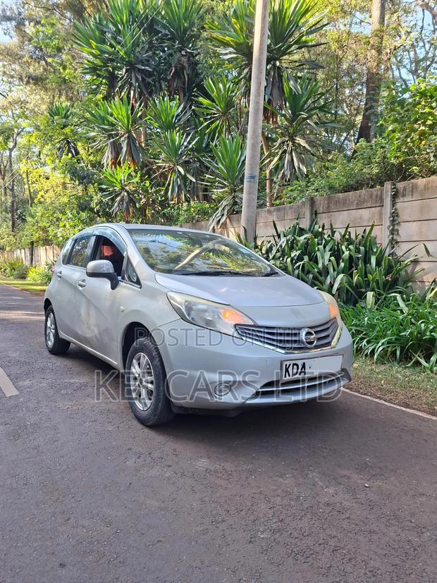 Nissan Note 2013 Silver