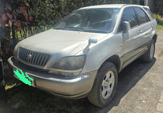 Toyota Harrier 2001 Silver