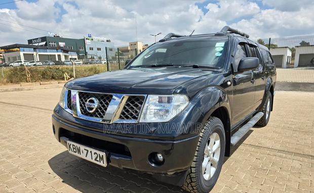 Nissan Navara 2007 Black