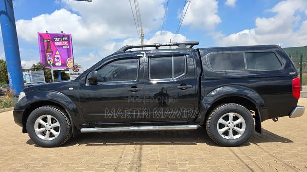 Nissan Navara 2007 Black