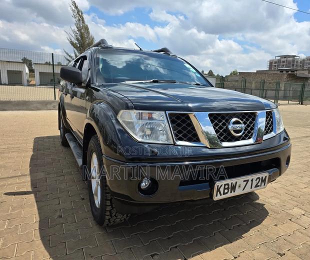 Nissan Navara 2007 Black