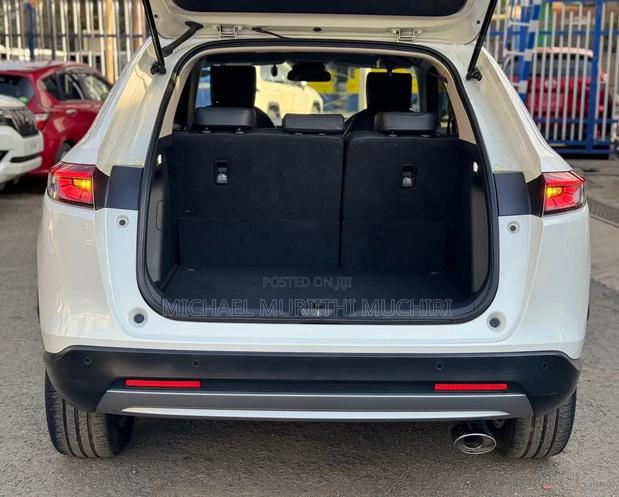 Honda Vezel 2022 White
