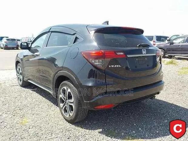 Honda Vezel 1.5 Hybrid 4WD 2019 Black